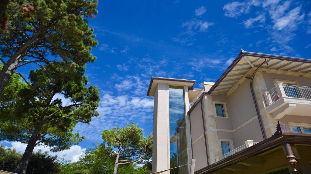 Hotel Villa Elsa Марина ди Маса Екстериор снимка