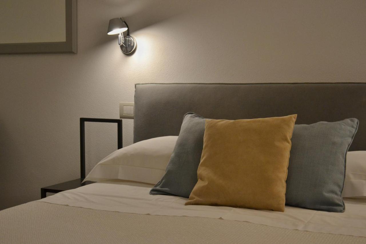 Hotel Villa Elsa Марина ди Маса Екстериор снимка